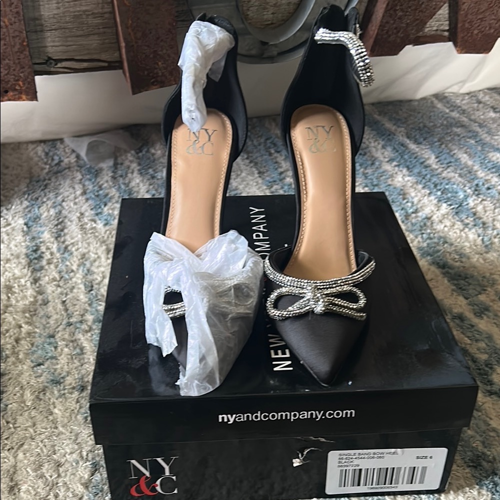 New York & Company Black Heels with Elegant Bow Accents
